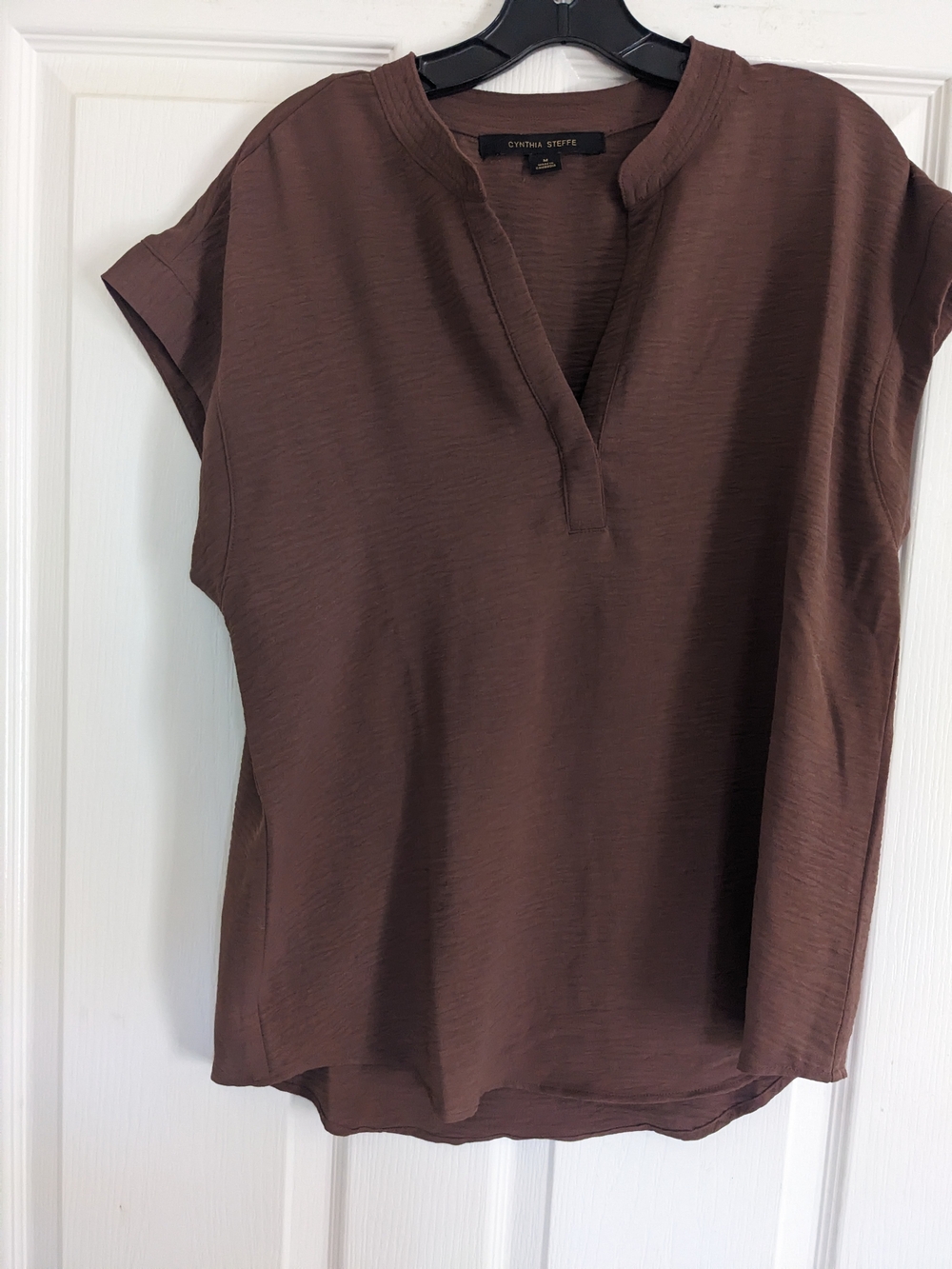 Cynthia Steffe Brown Short-Sleeve V-Neck Blouse